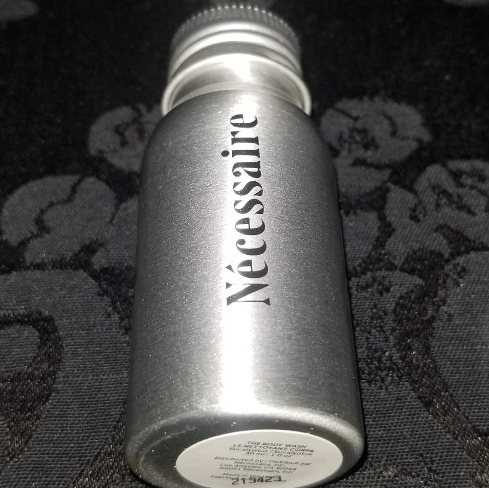 Necessaire The Body Wash